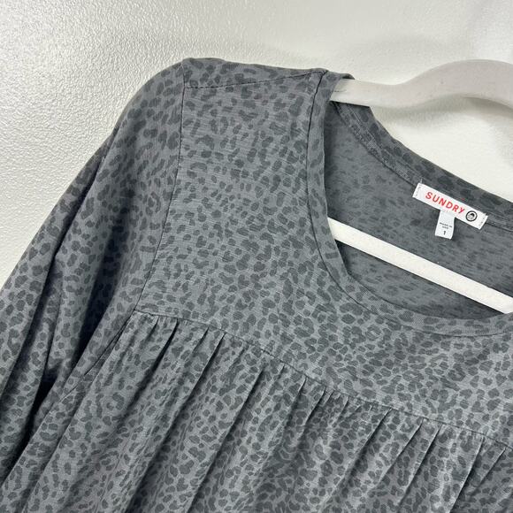 Sundry Gray Leopard Print 3/4 Sleeve Blouse Flowy Made in USA Pima Cotton Small - Picture 2 of 7